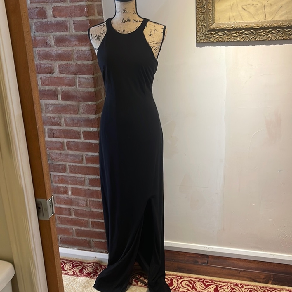 Le château formal wear